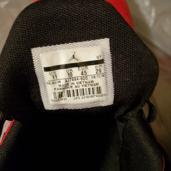 Air Jordan Sneakers - Picture 5 of 5